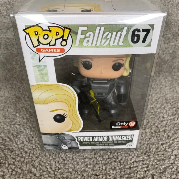 Funko Pop Fallout Power Armor (Unmasked) GameStop Exclusive W/Protective Case - Picture 2 of 8